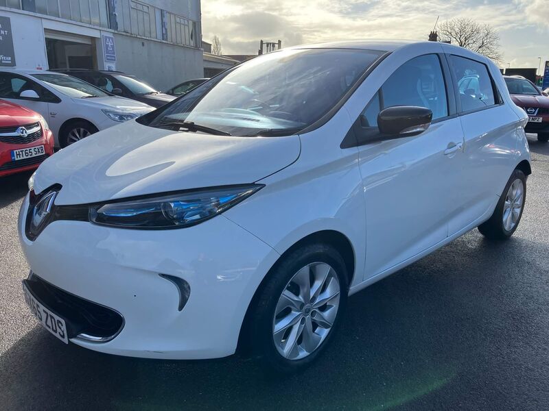 RENAULT ZOE