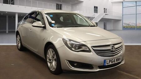 VAUXHALL INSIGNIA 1.8 16V SRi Euro 5 5dr