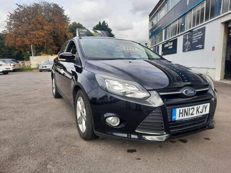 FORD FOCUS 1.0T EcoBoost Zetec Euro 5 (s/s) 5dr