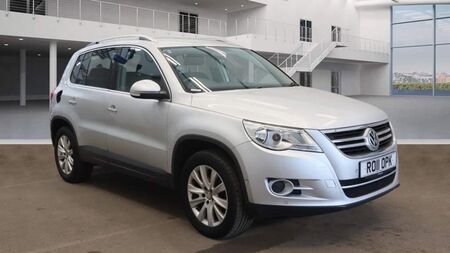 VOLKSWAGEN TIGUAN 2.0 TDI Match 4WD Euro 5 5dr